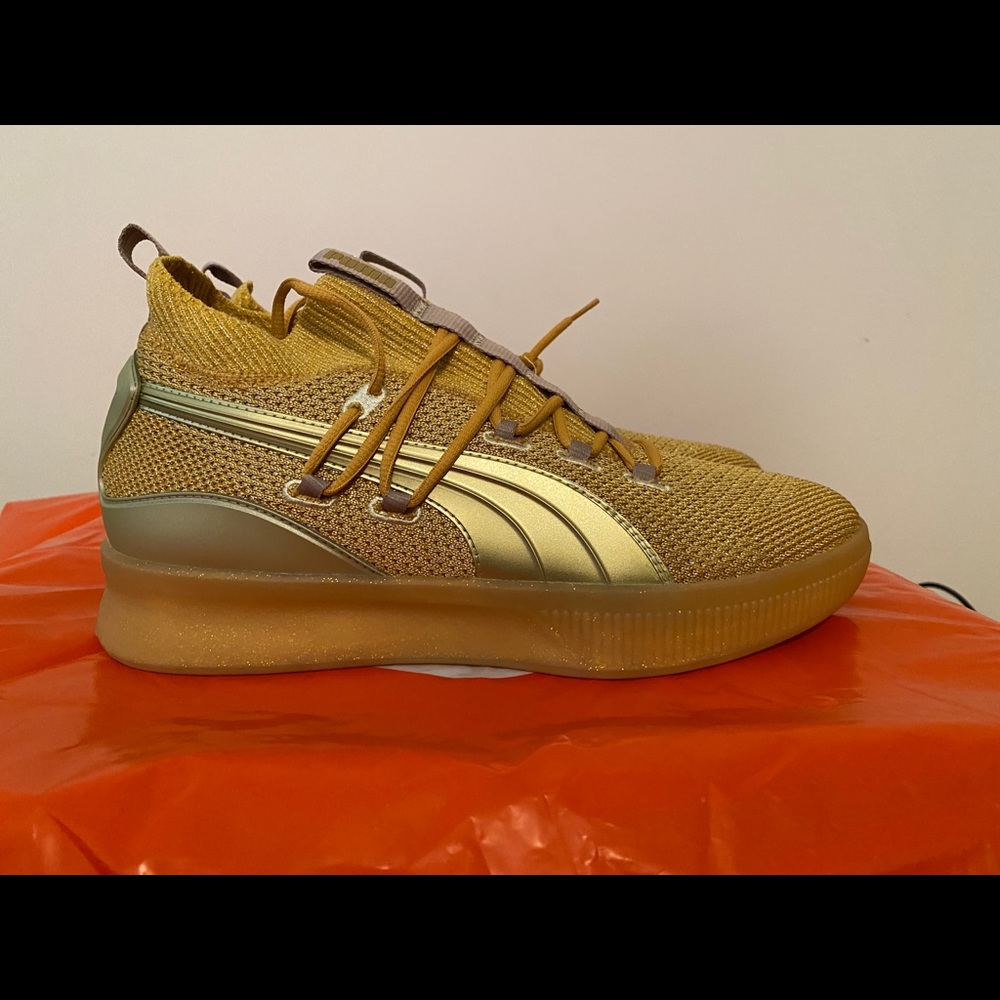 clyde court title run